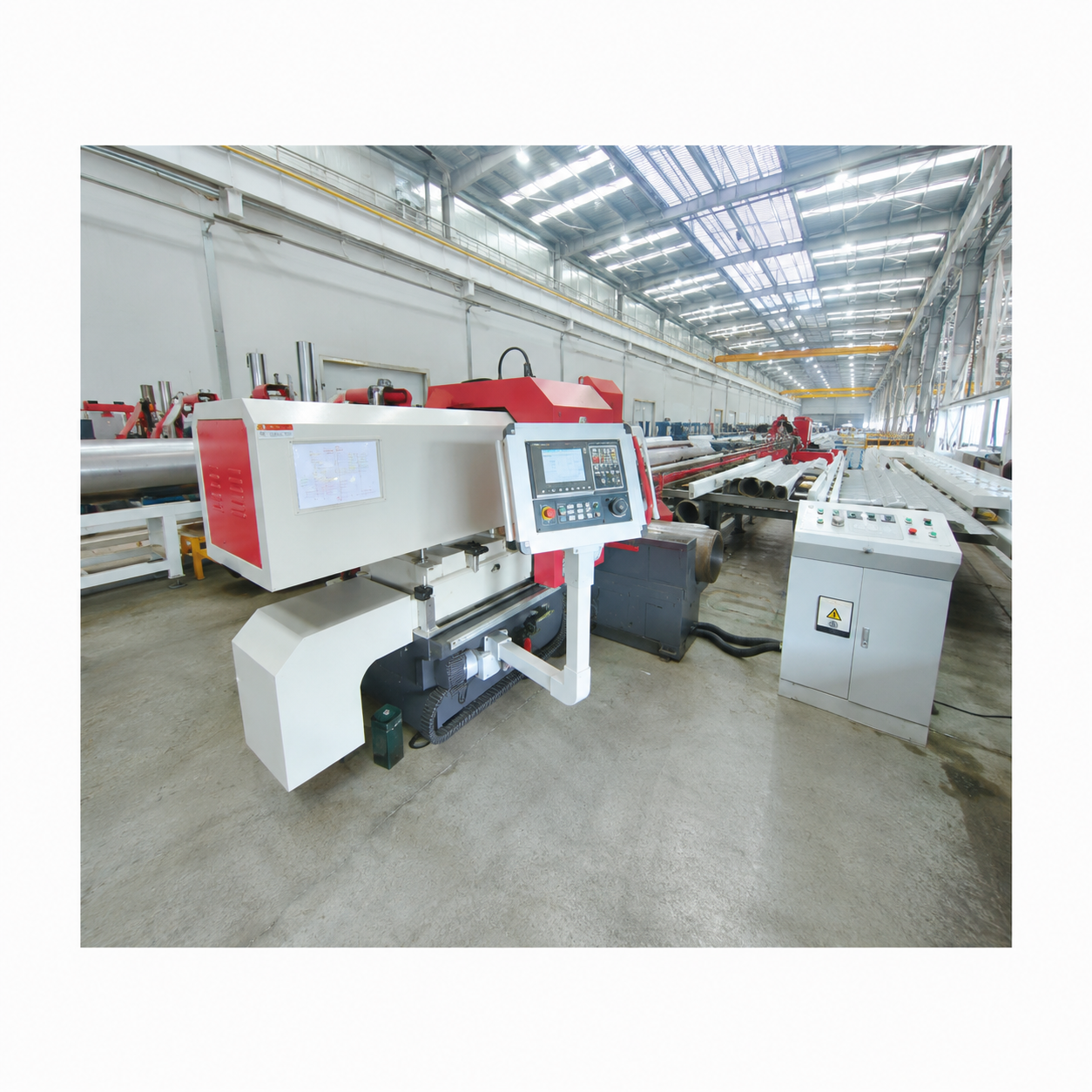 CNC pipe end facing and beveling machine for thick-wall pipe end beveling, U-groove beveling and pipe welding preparation