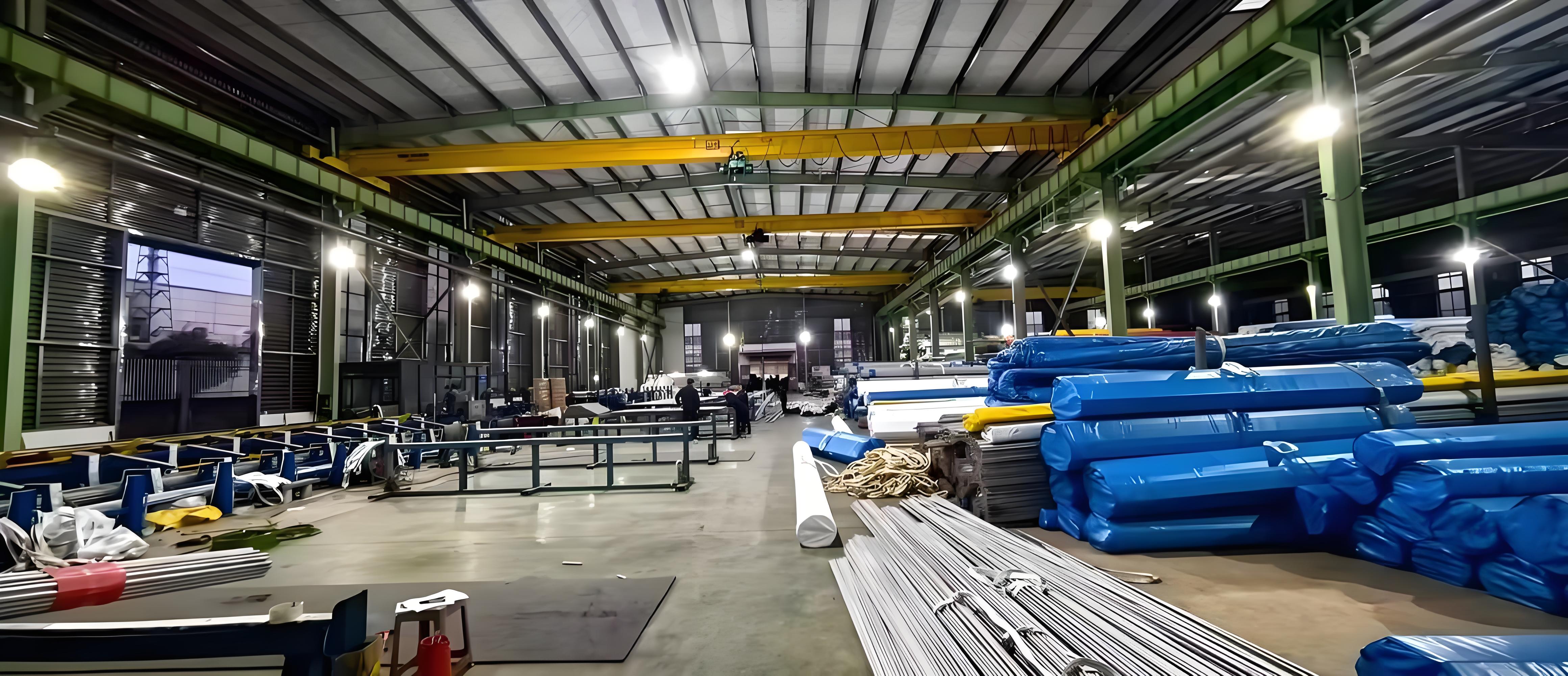 Internal expanding pipe beveling equipment used for stainless steel pipeline modification in a pharmaceutical plant in India